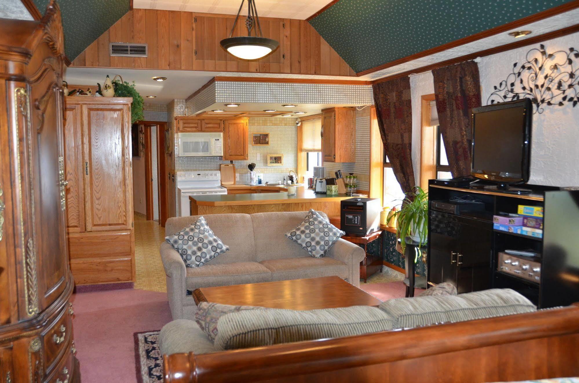 Where Eagles Fly Bed & Breakfast Elk Point Экстерьер фото